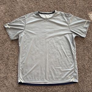 New Balance Men's Performance Crew Neck Shirt - Light Gray Striped Dry Fit